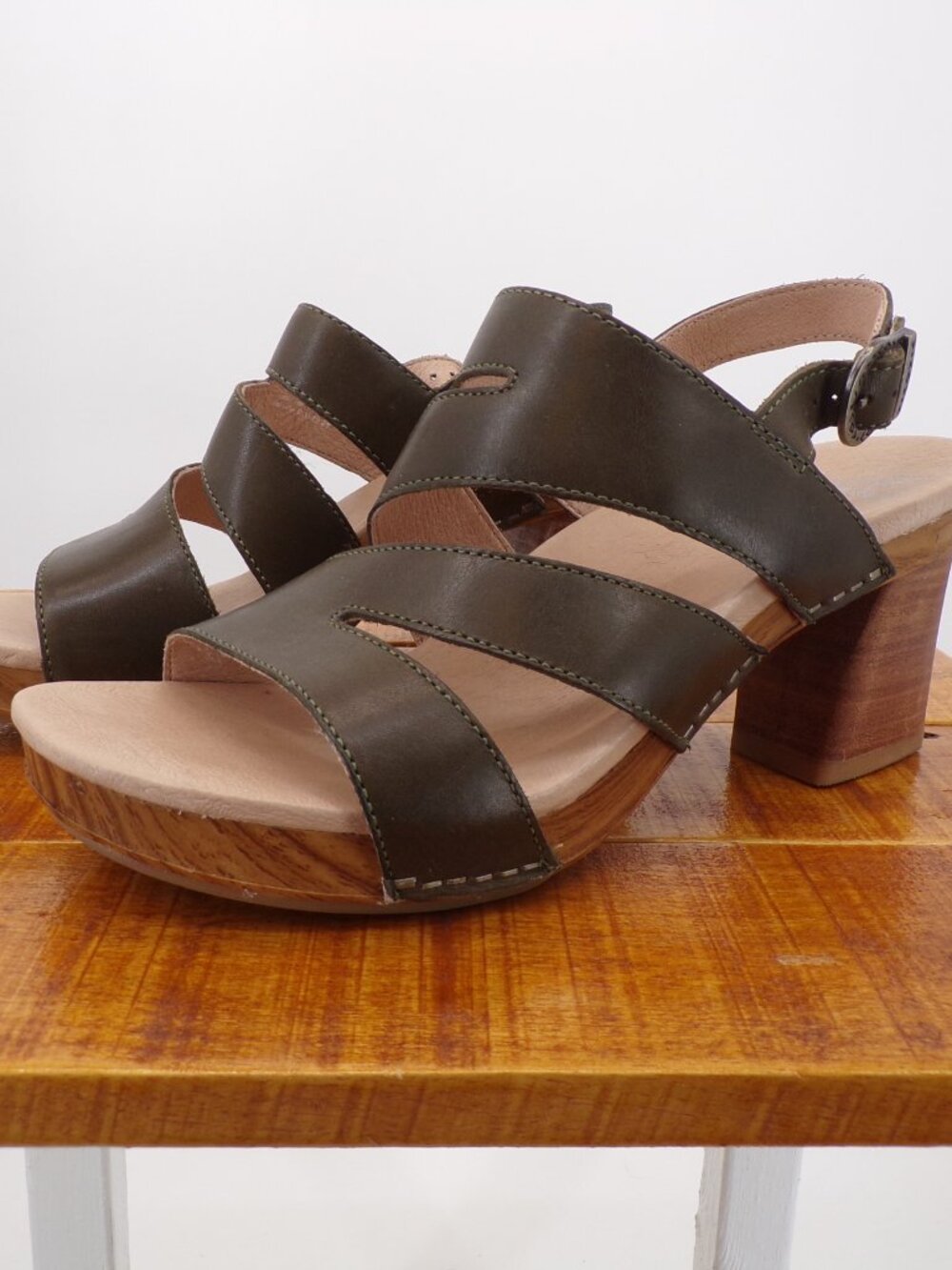 Dansko Heeled Sandals Sling Back Strap Green Women's 38 US 7 - 7.5 - Picture 4 of 11